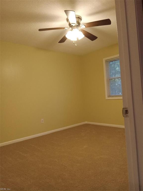 12 Bonnie LN
