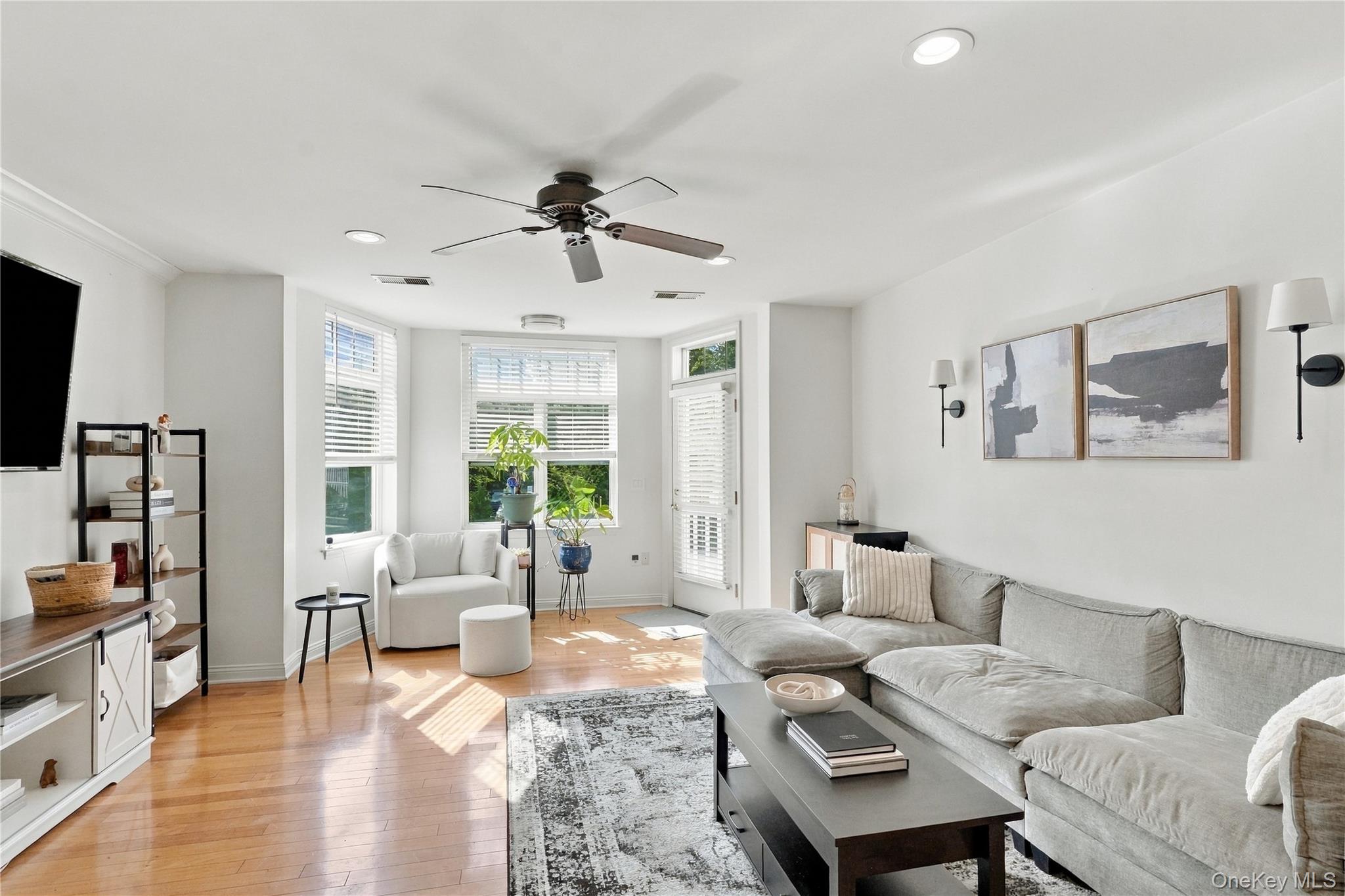 3102 Leeward Drive