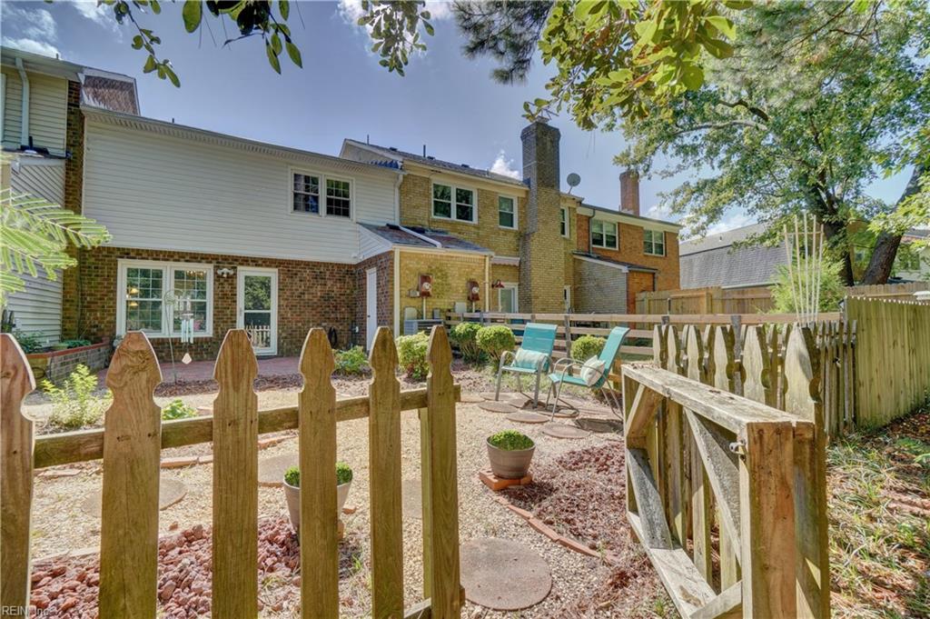 4082 Thomas Jefferson DR