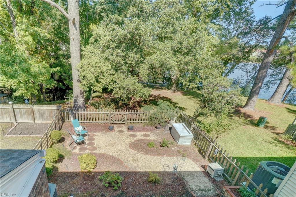 4082 Thomas Jefferson DR