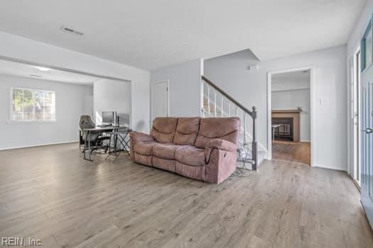 1 Still Harbor CT