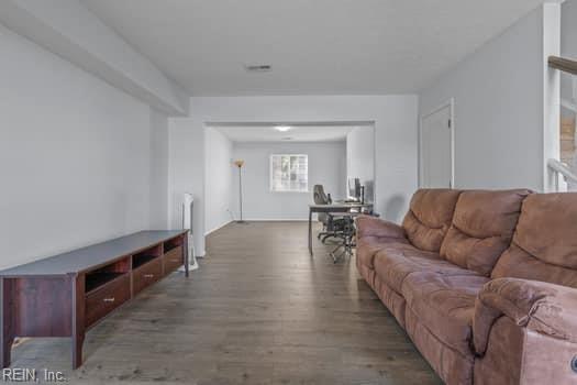 1 Still Harbor CT