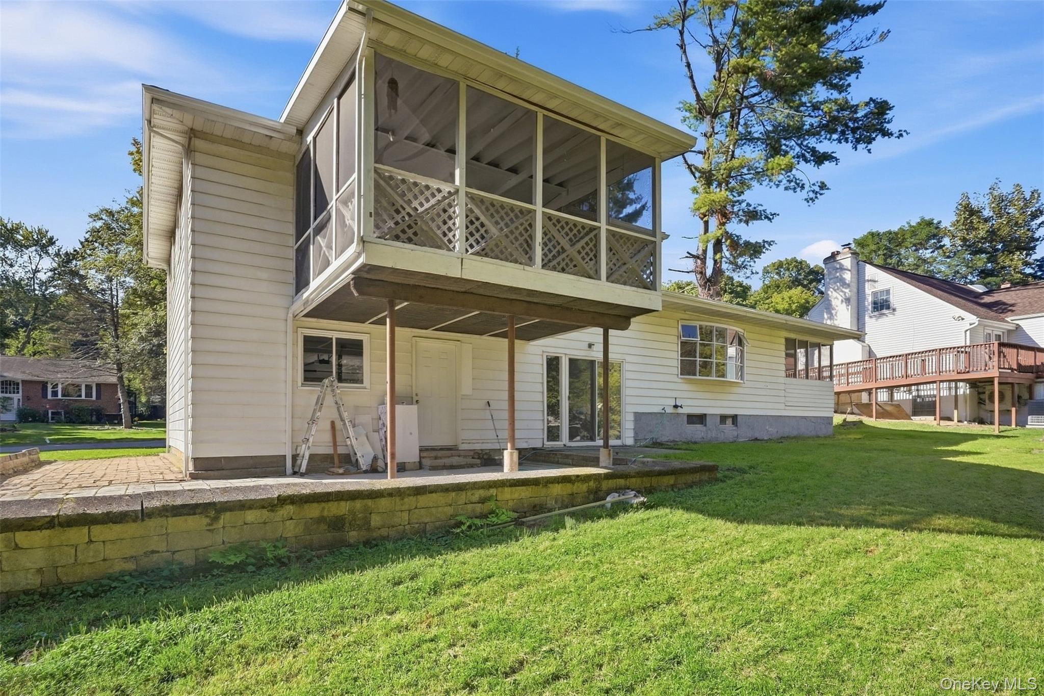 19 Miron Drive
