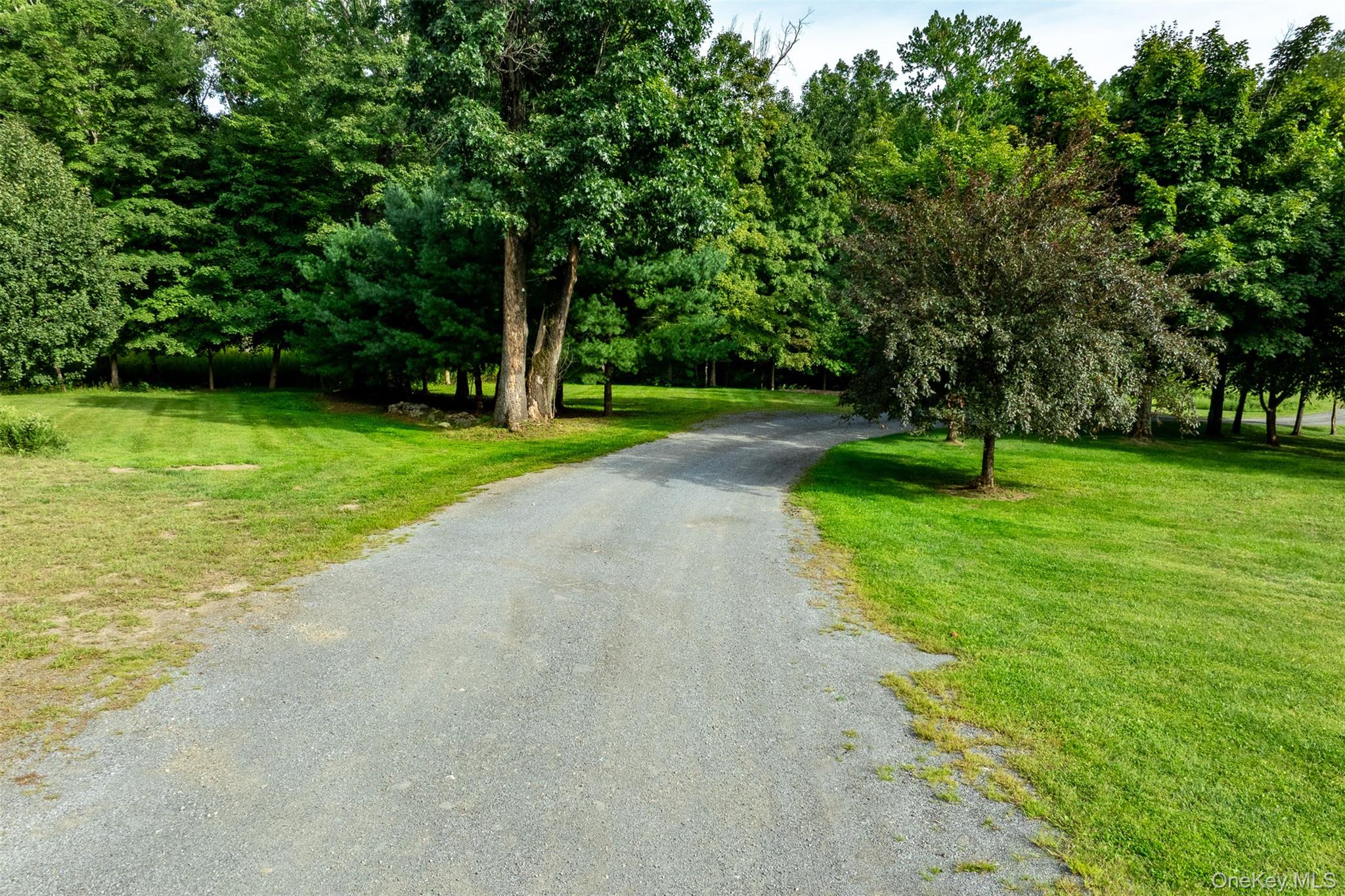 162 Crum Elbow Road