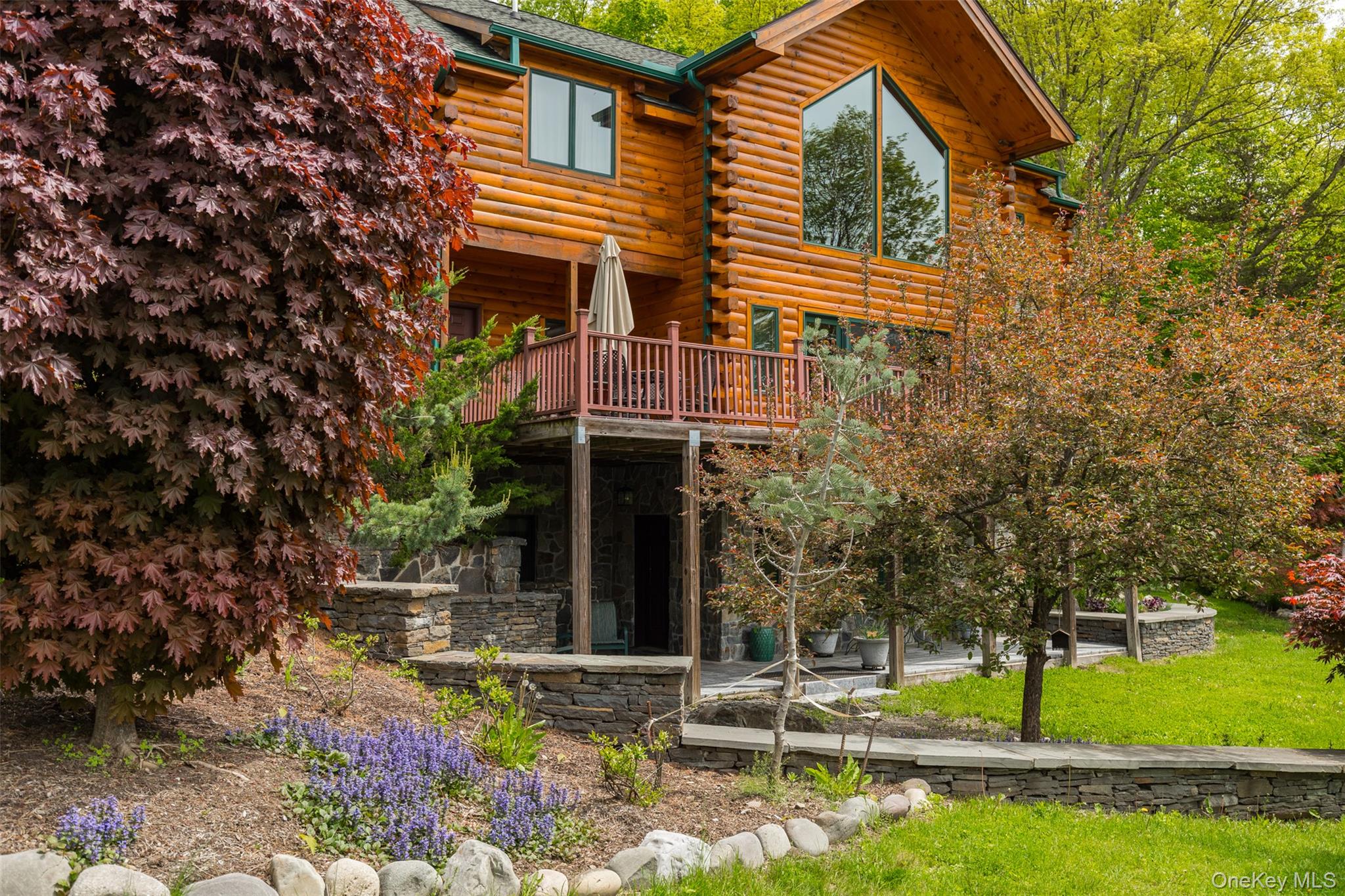 162 Crum Elbow Road