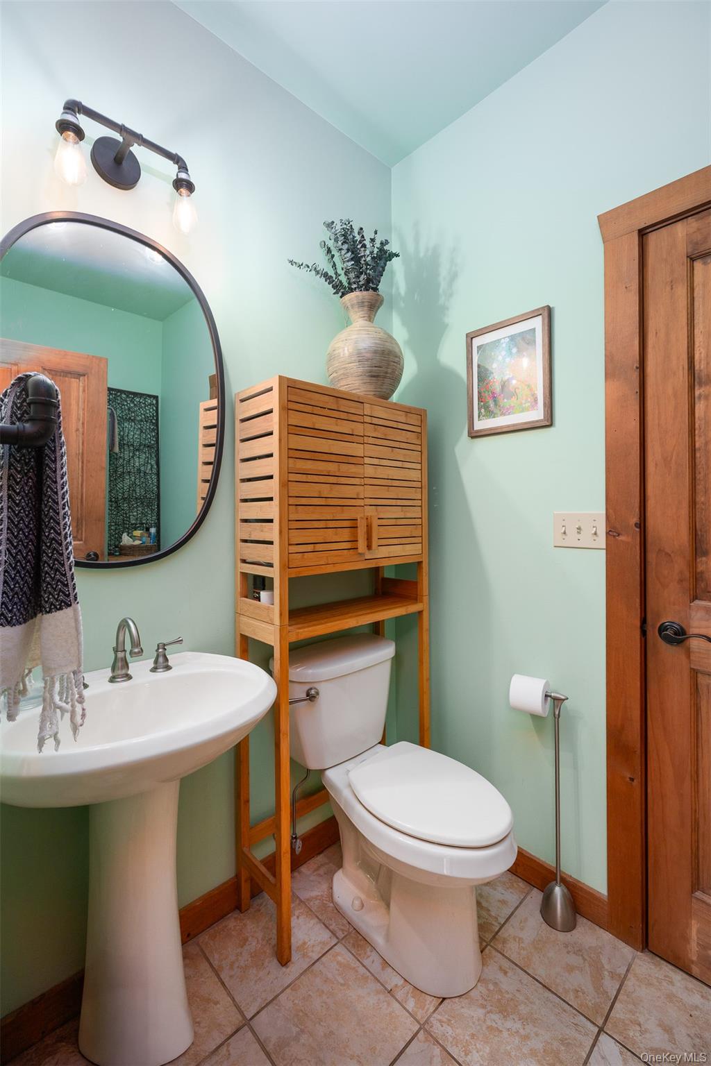 162 Crum Elbow Road