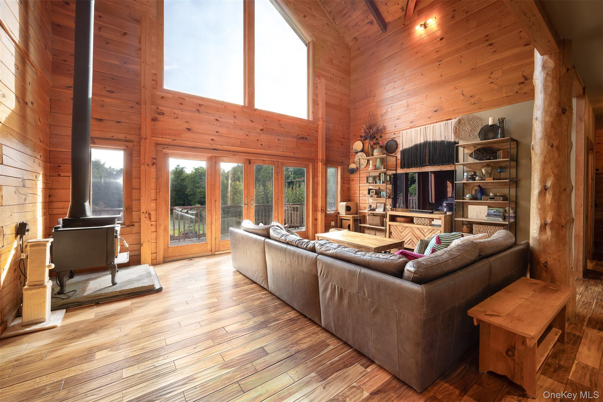 162 Crum Elbow Road