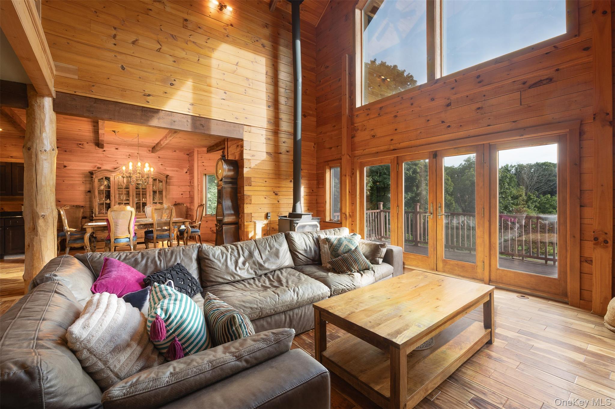 162 Crum Elbow Road