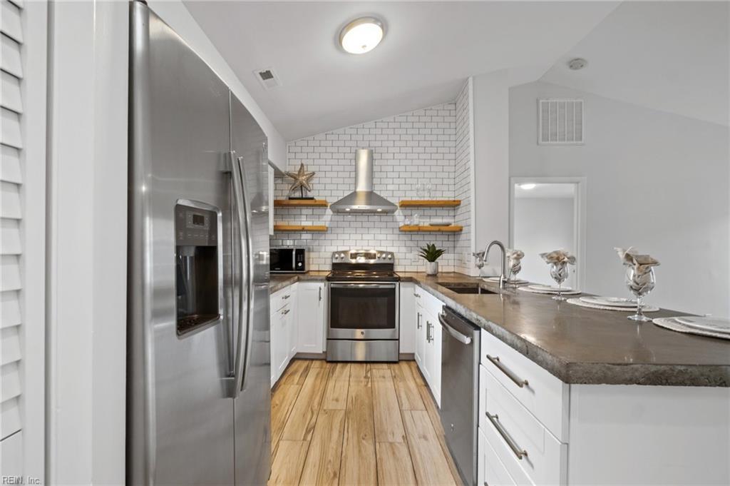 2310 Starfish RD 301