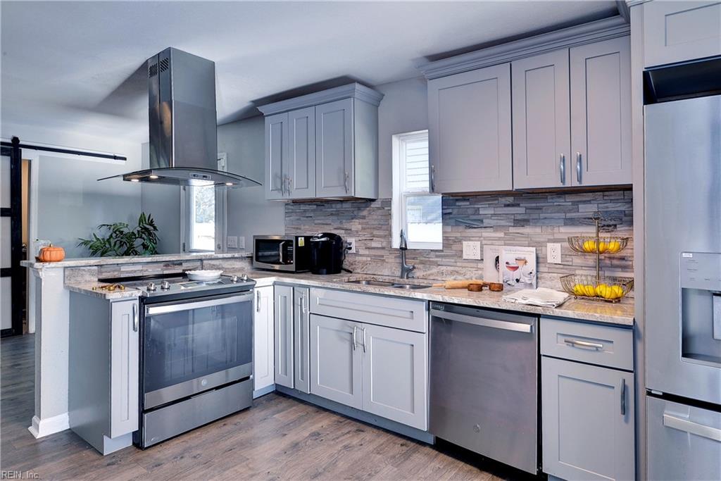 362 Wakefield AVE