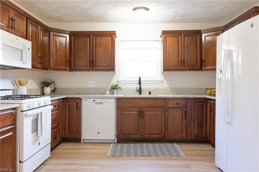 146 Woodland RD