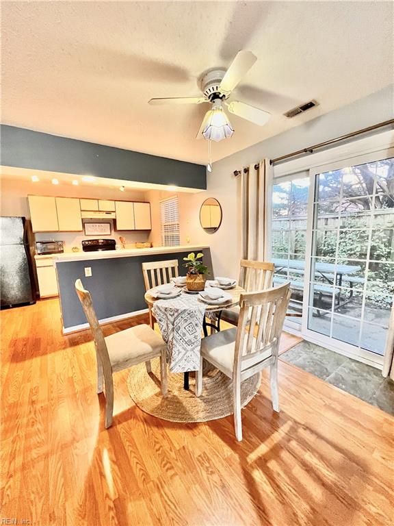 624 Ridge CIR