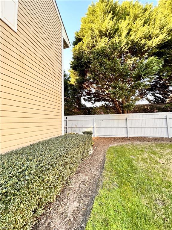 624 Ridge CIR