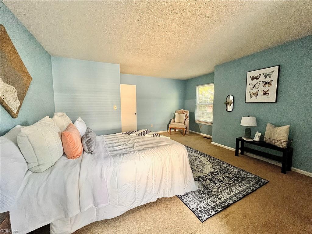 624 Ridge CIR