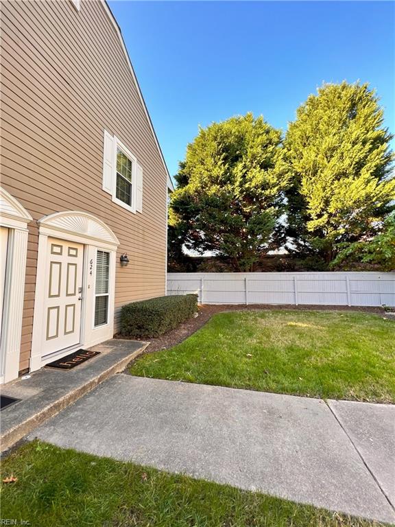 624 Ridge CIR