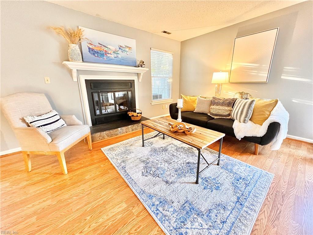 624 Ridge CIR