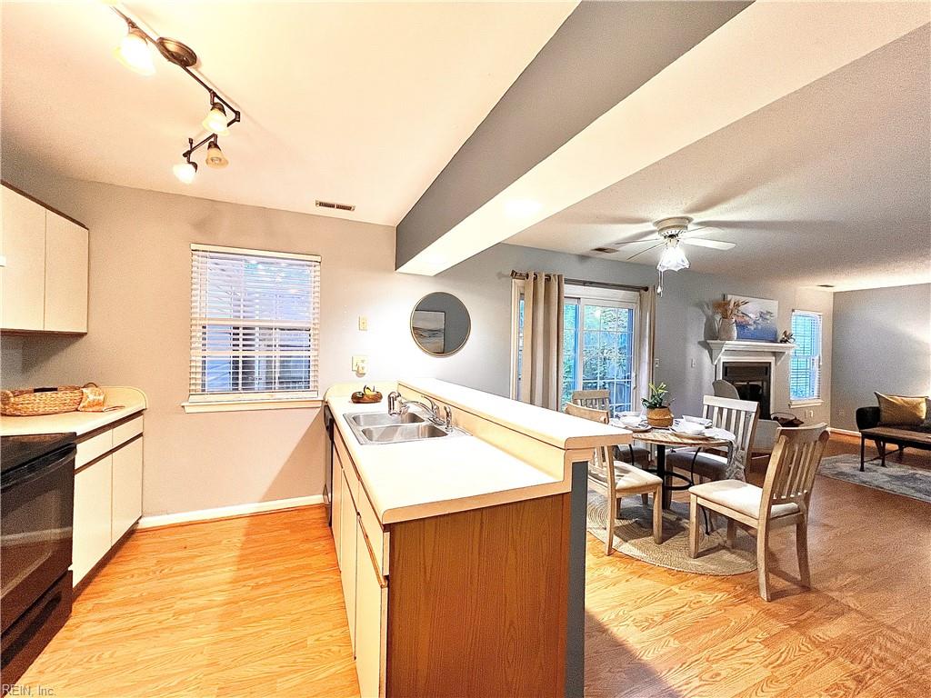 624 Ridge CIR