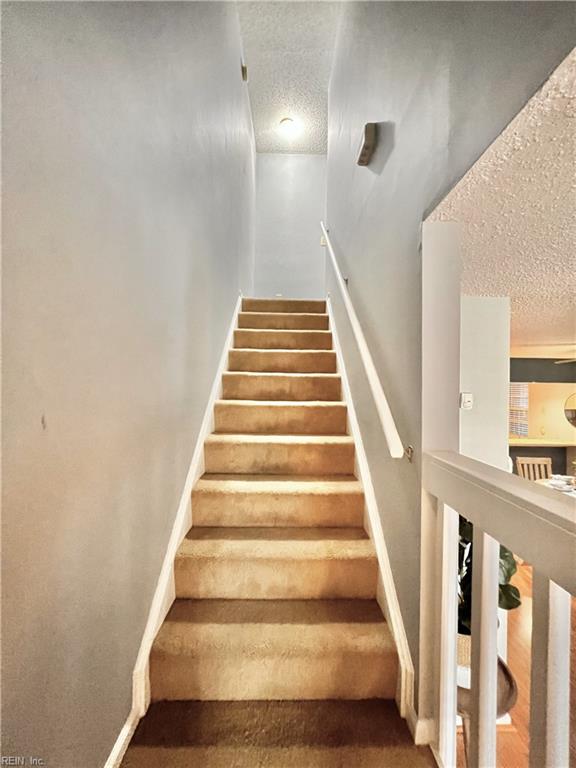 624 Ridge CIR