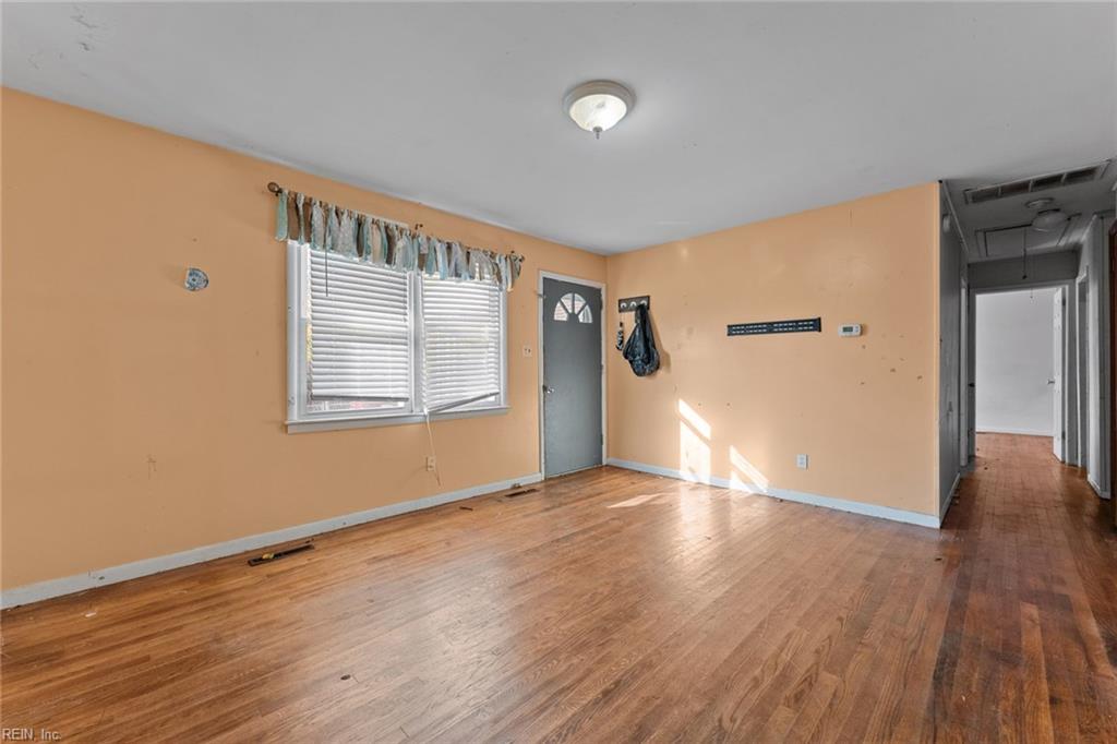 2911 Mattox DR