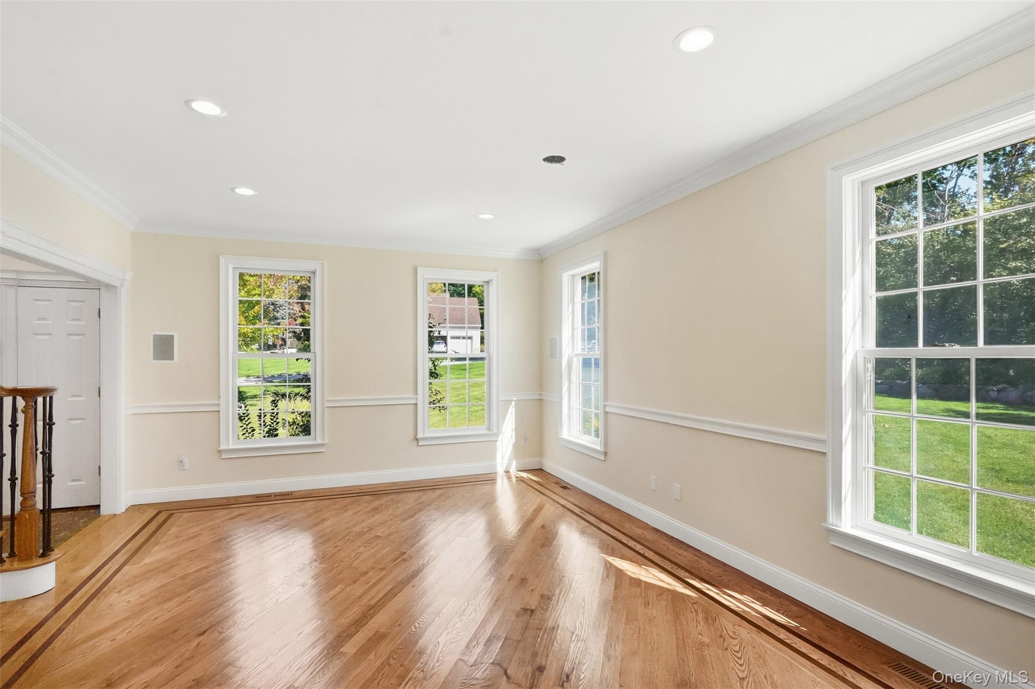 17 Meadow Crest Drive