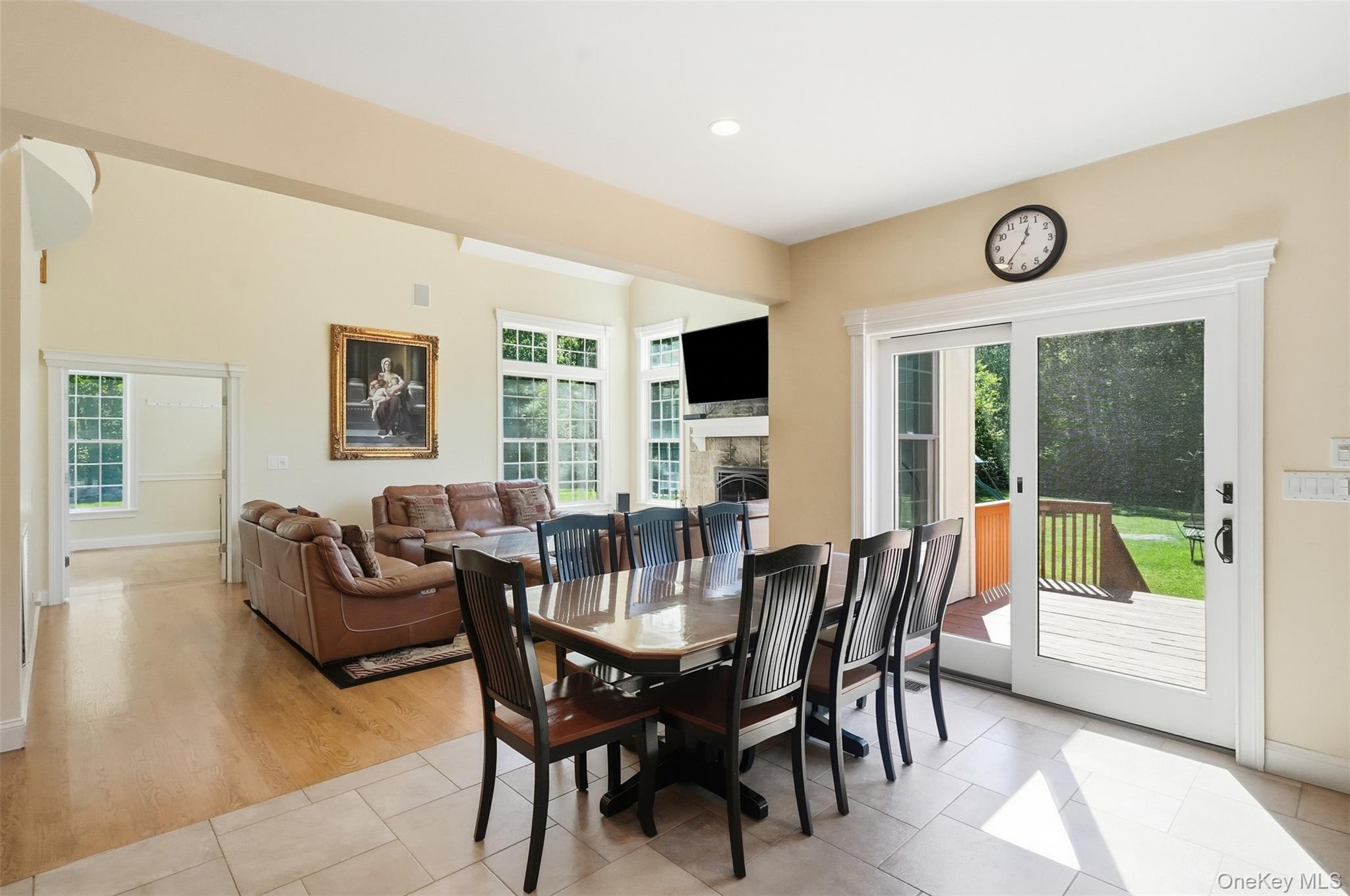 17 Meadow Crest Drive