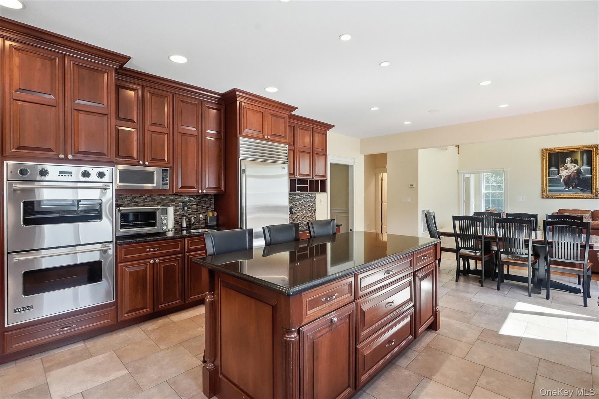 17 Meadow Crest Drive