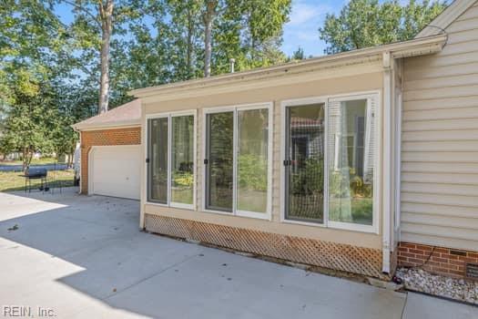 815 Lancaster LN