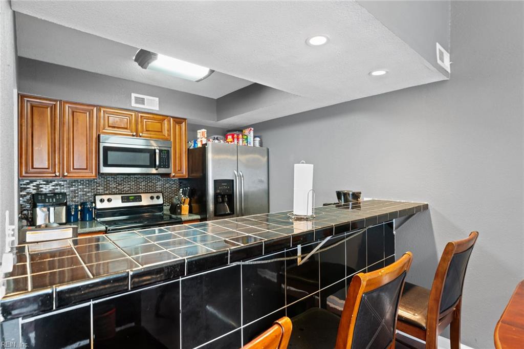 3802 Sugar Creek CIR