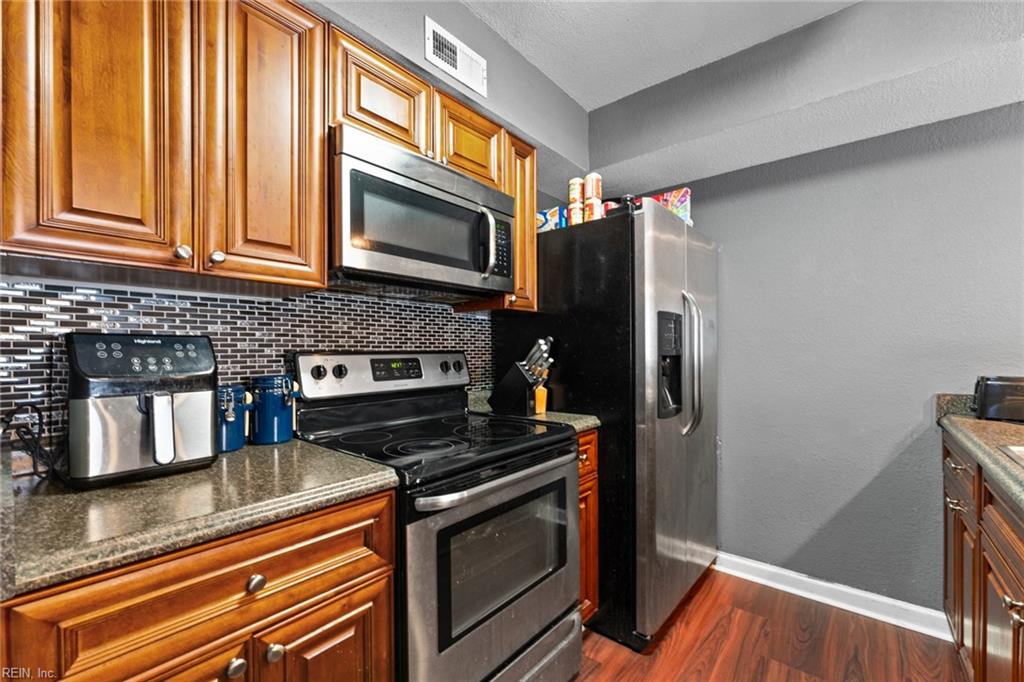 3802 Sugar Creek CIR