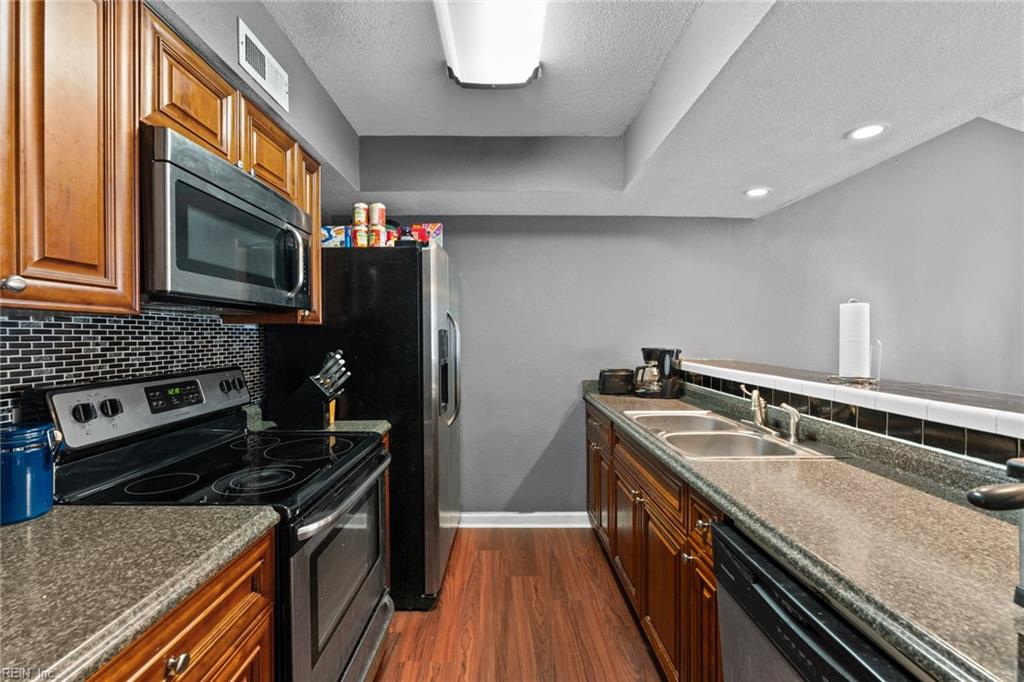 3802 Sugar Creek CIR