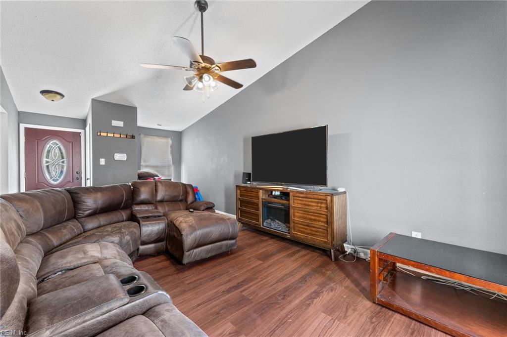 3802 Sugar Creek CIR