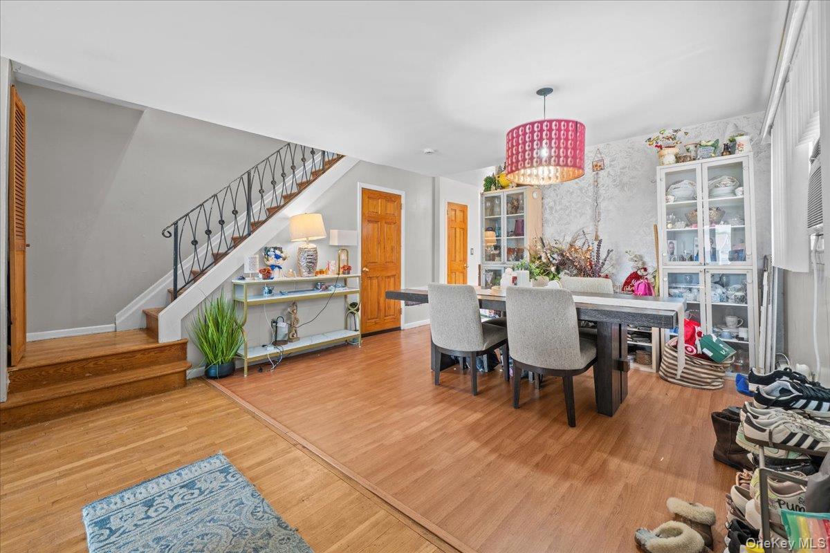 76 Stevens Avenue
