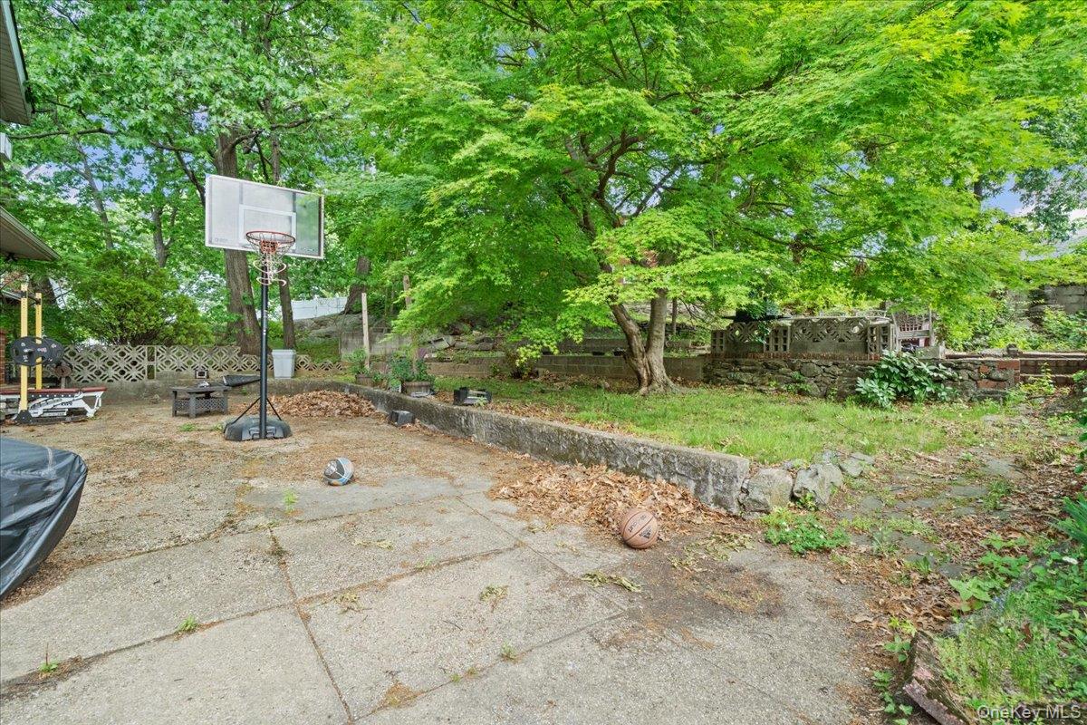 76 Stevens Avenue