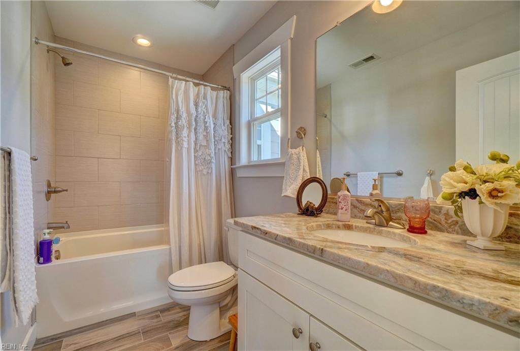 2708 Ashbys Bridge CT