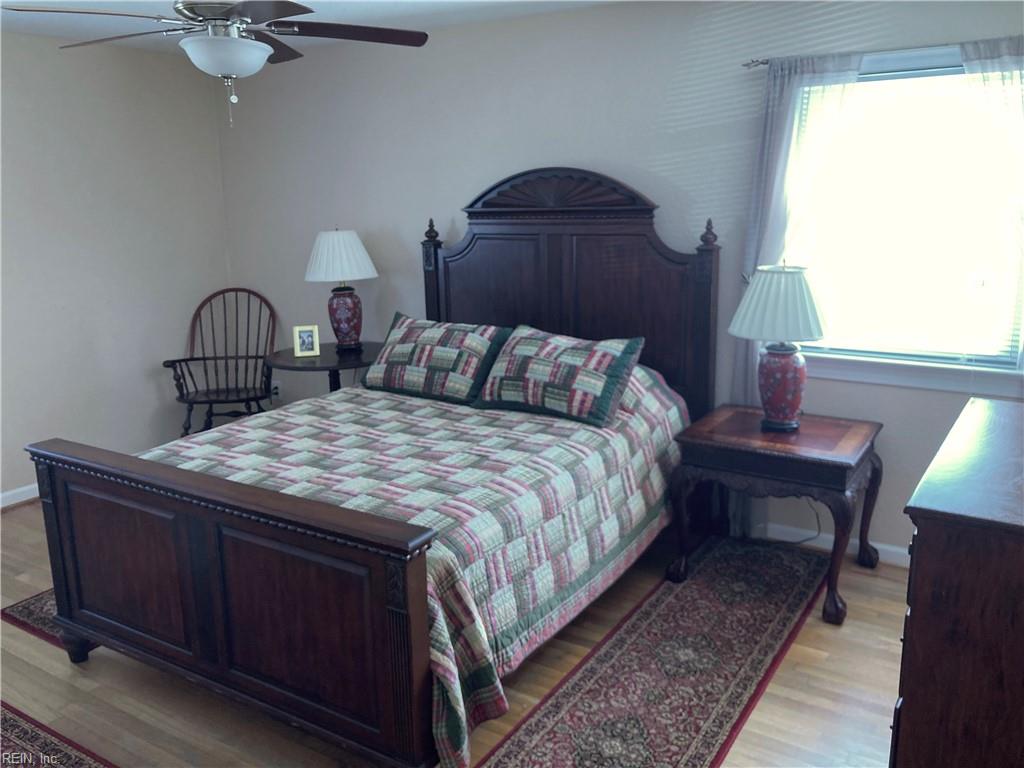 1301 Laurel Cove CIR