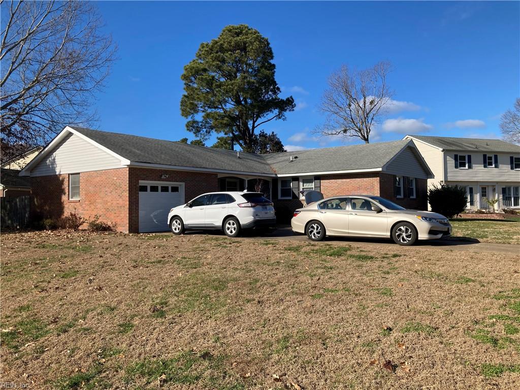 1301 Laurel Cove CIR