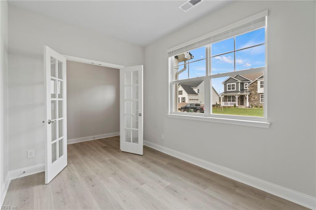 3385 Nansemond River DR