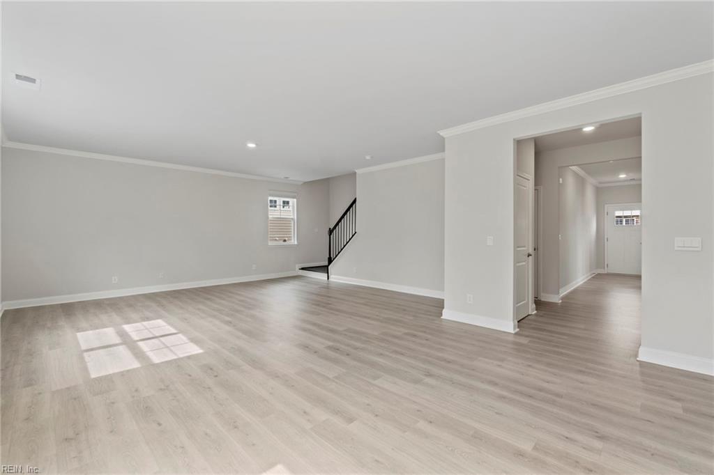 3385 Nansemond River DR