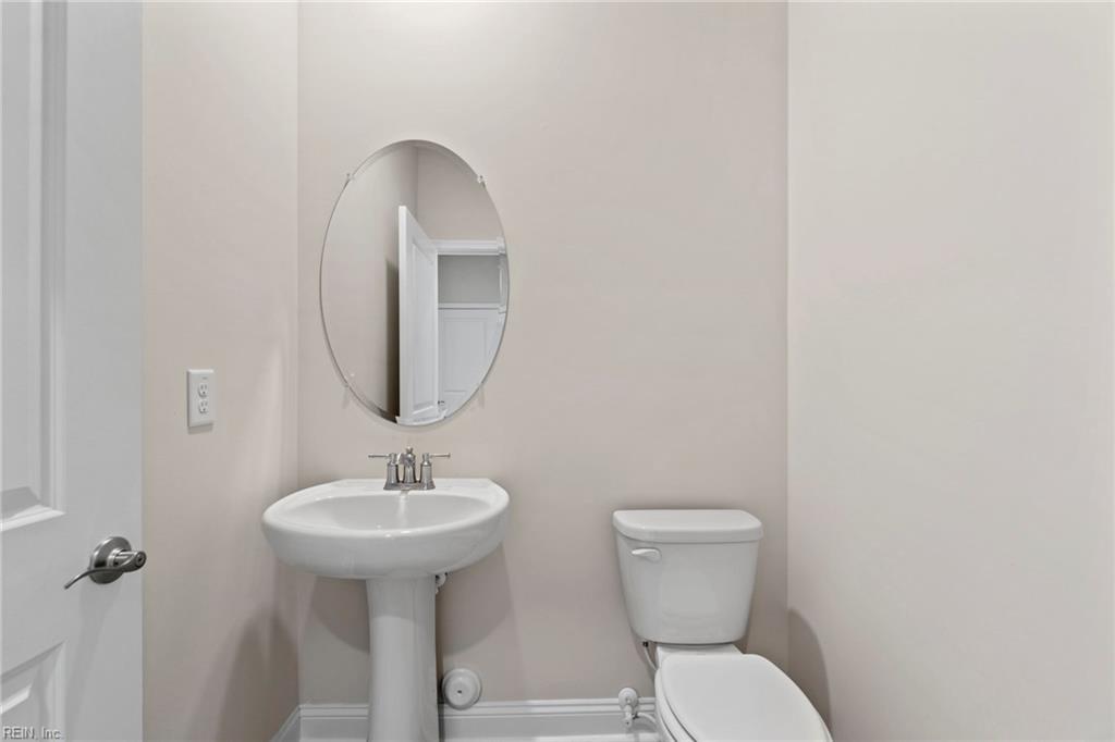 3385 Nansemond River DR