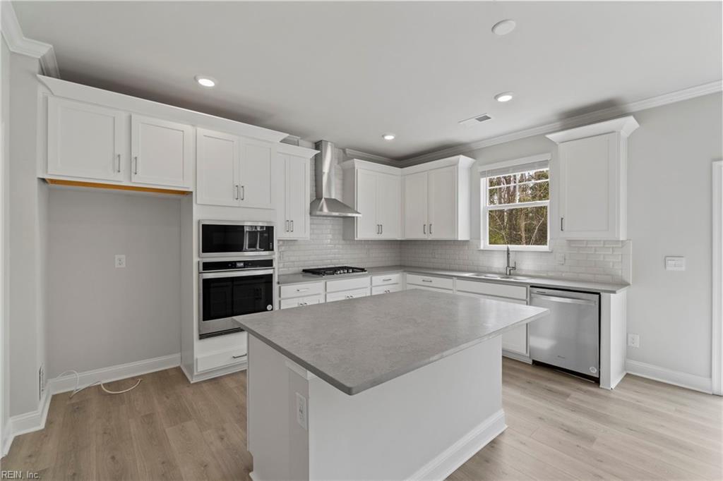 3385 Nansemond River DR