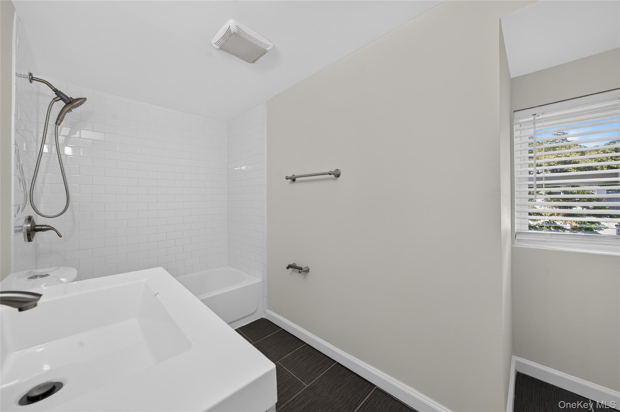 225 fir grove ronkonkoma