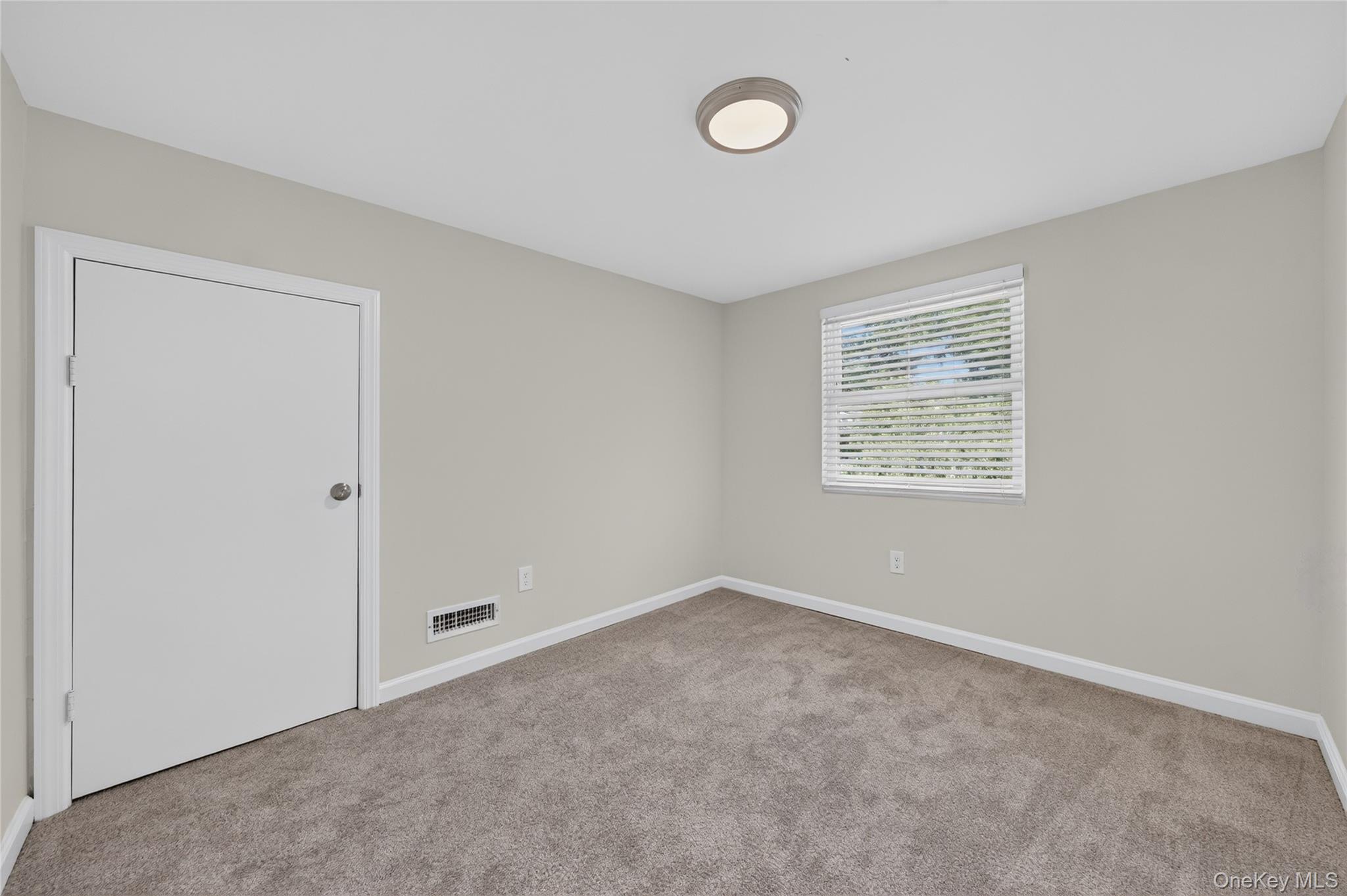 225 fir grove ronkonkoma