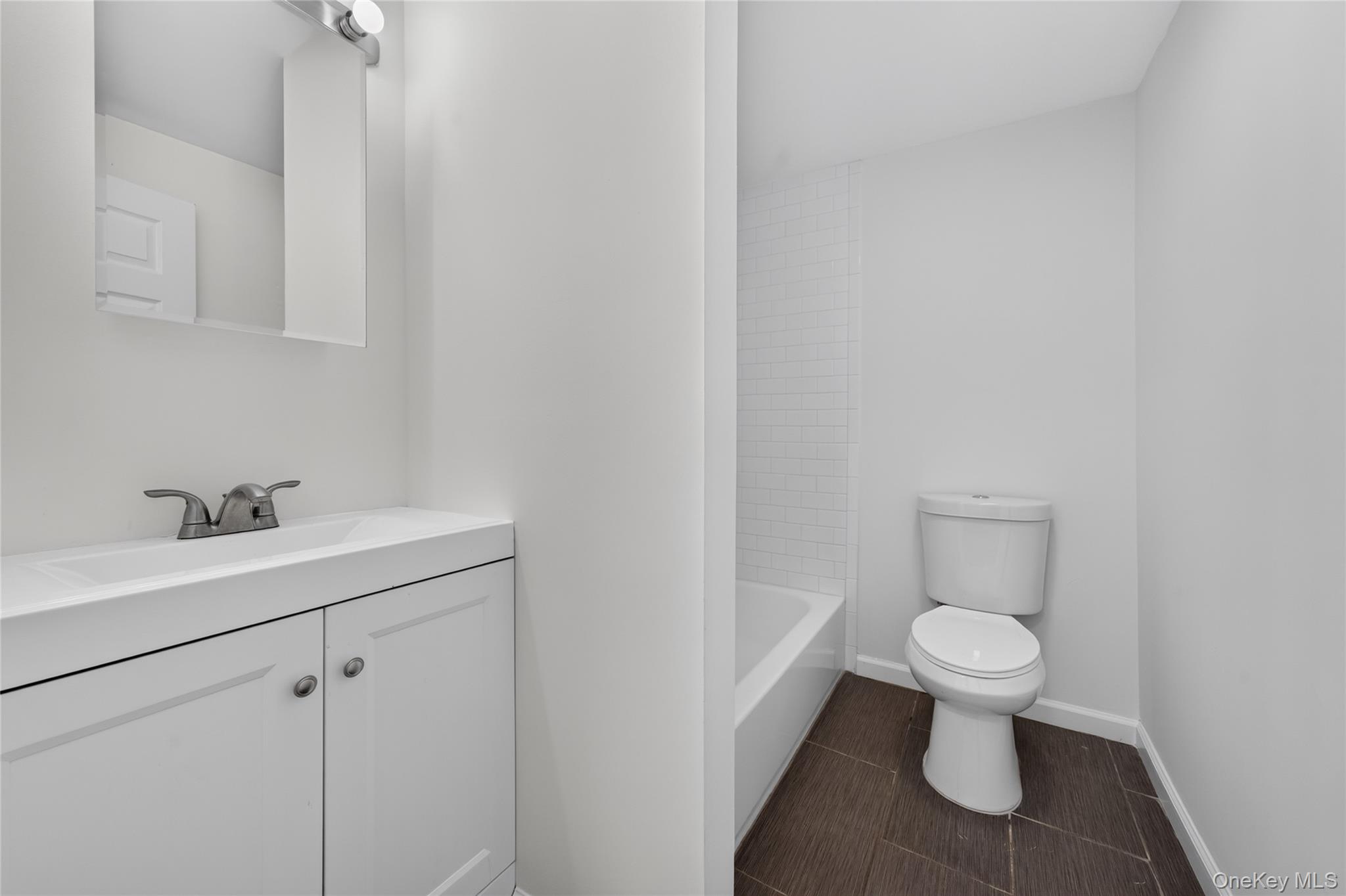 225 fir grove ronkonkoma