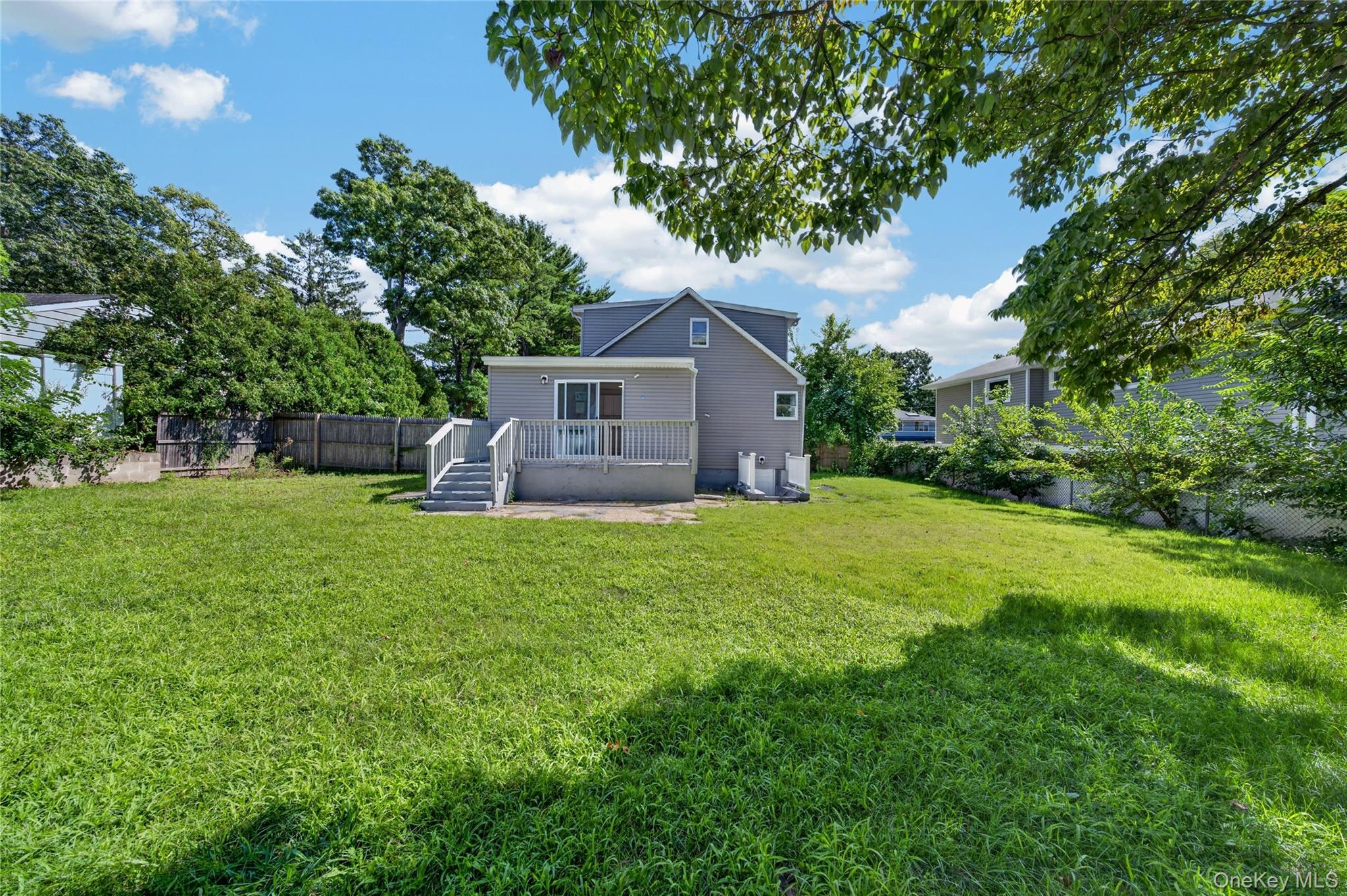 225 fir grove ronkonkoma