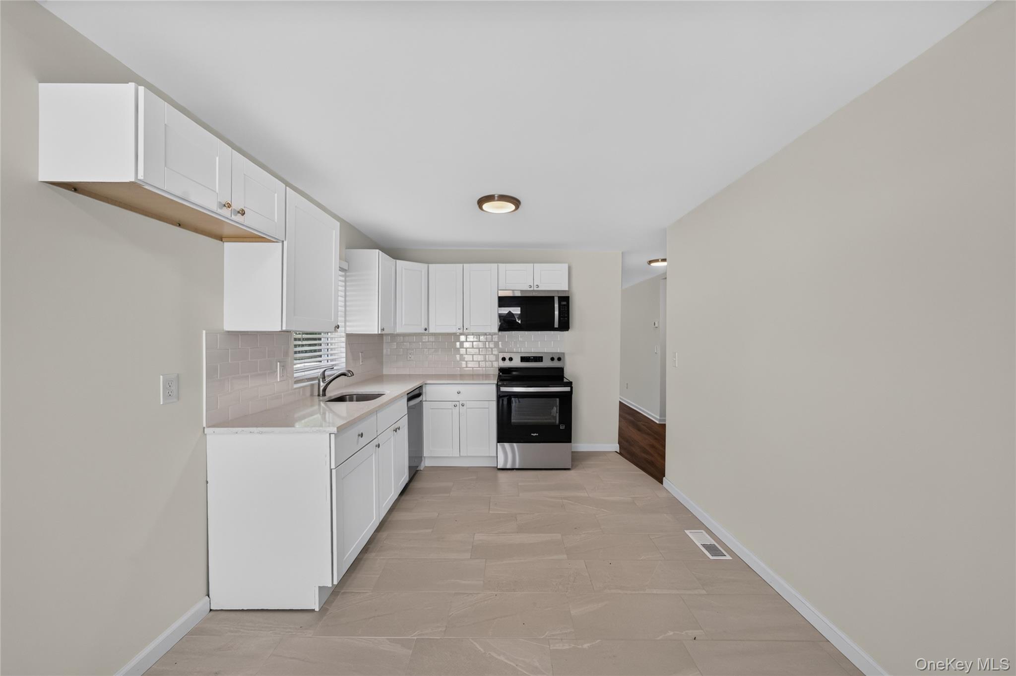 225 fir grove ronkonkoma