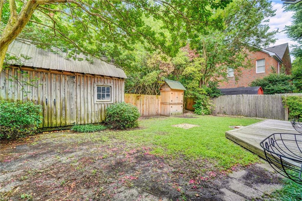 1063 Brandon AVE