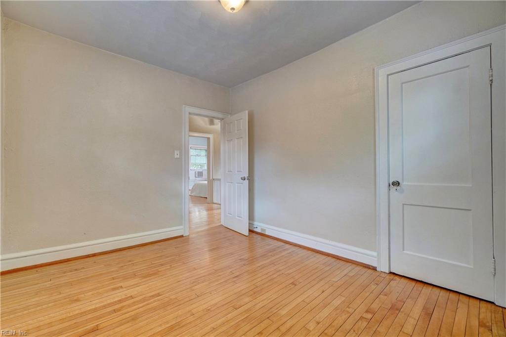 1063 Brandon AVE