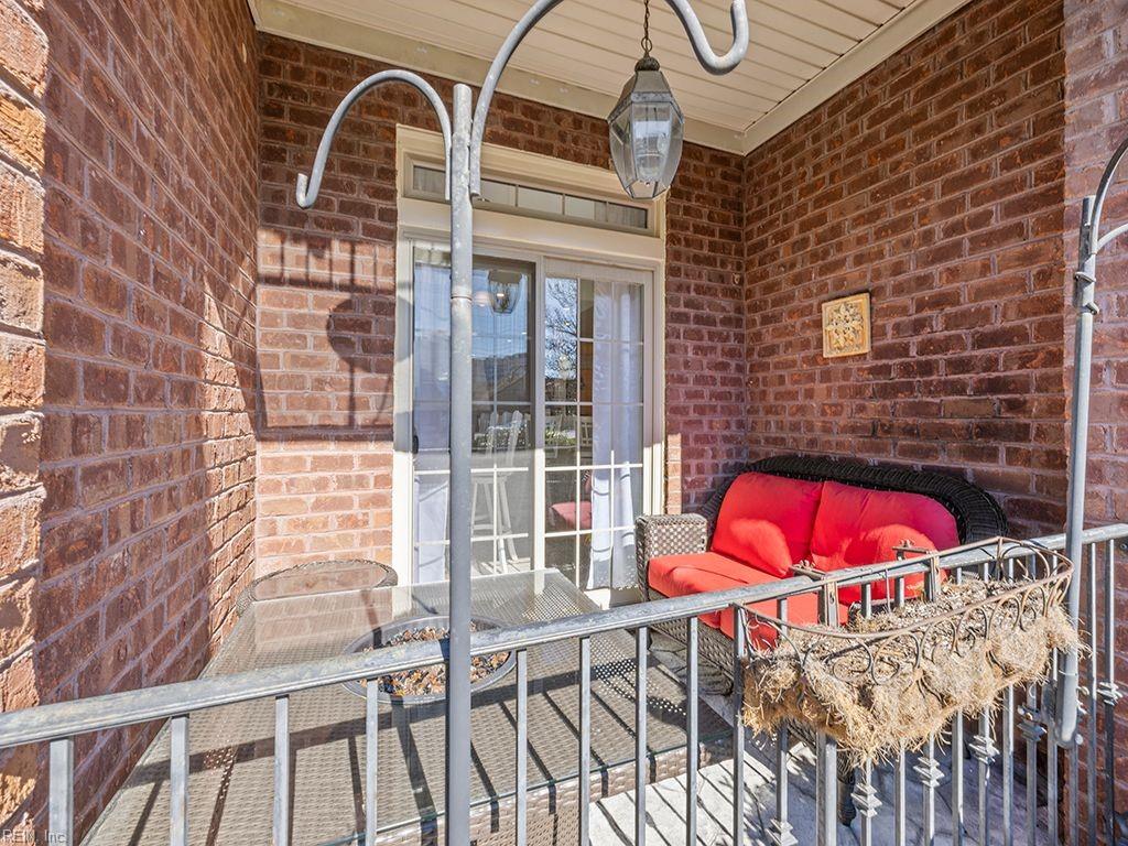 3207 Huntwick LN