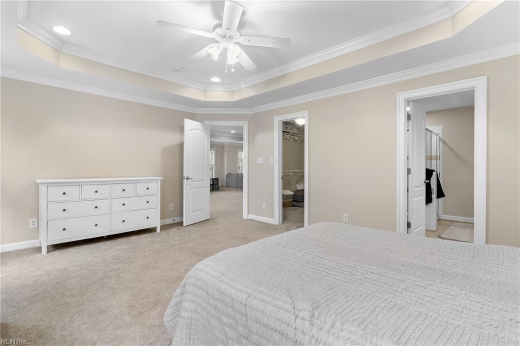 5585 Frog Pond LN
