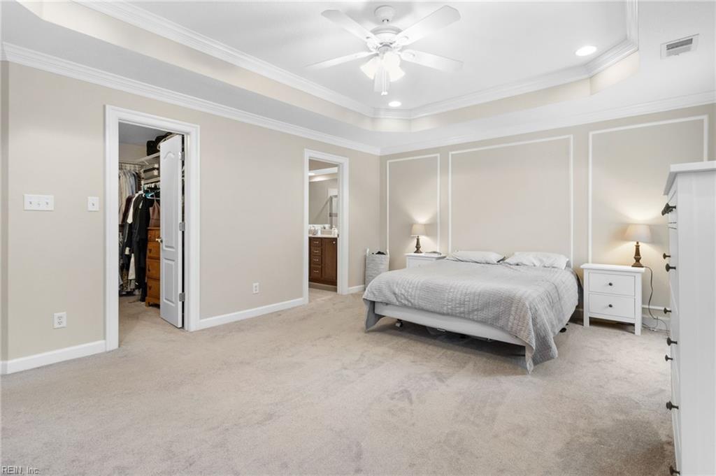 5585 Frog Pond LN
